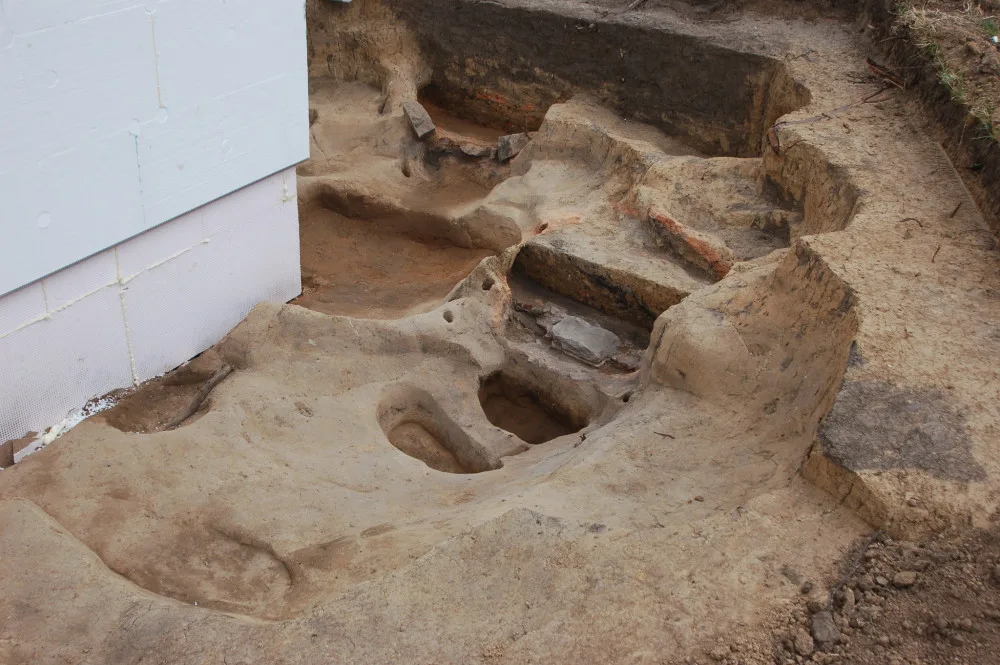 V Lešanech archeologové našli důkazy o středověké vesnici, která předchází první písemnou zmínku o dvě století