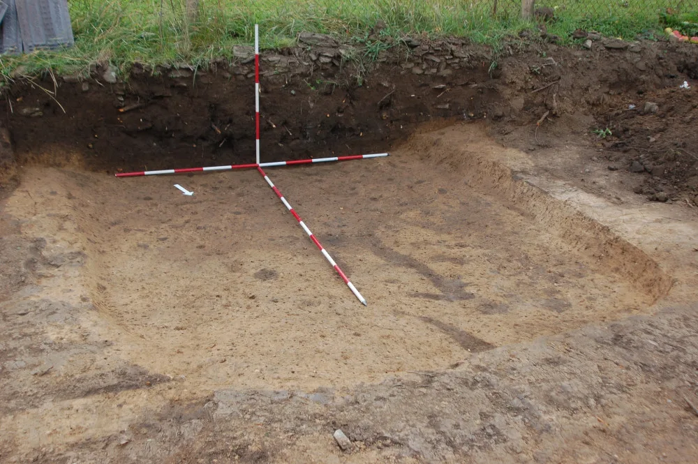 V Lešanech archeologové našli důkazy o středověké vesnici, která předchází první písemnou zmínku o dvě století