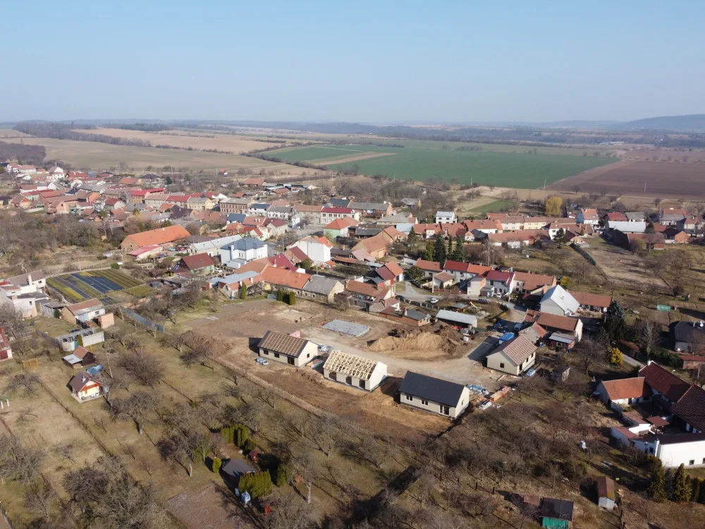 V Lešanech archeologové našli důkazy o středověké vesnici, která předchází první písemnou zmínku o dvě století