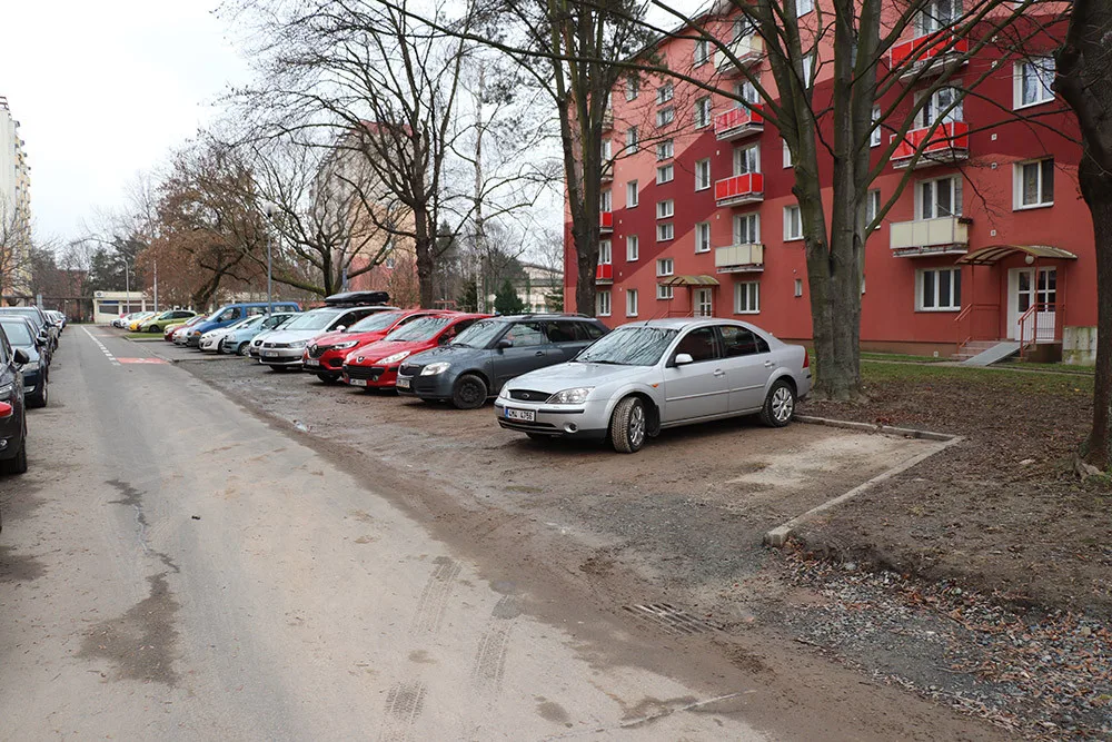 Na opravu parkovišť bude Přerov žádat o dotaci z Operačního programu životního prostředí