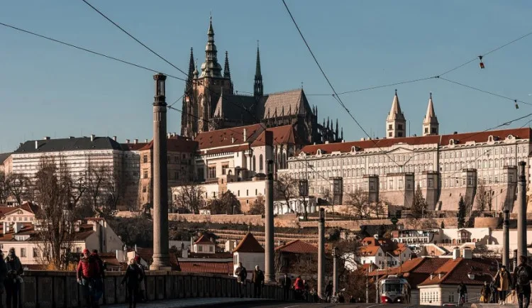 ANKETA: Podle čeho se budete ve druhém kole prezidentských voleb rozhodovat? Osobnosti odpovídají