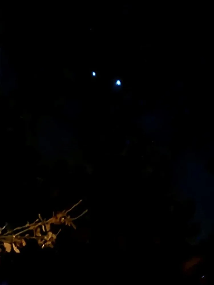 Lidé fotografovali nevšední úkaz nad Olomoucí, konjukci Venuše a Jupiteru. Vidět bude i dnes večer