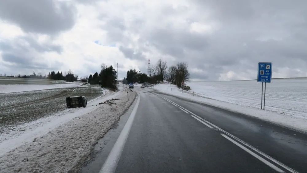 auto na střeše