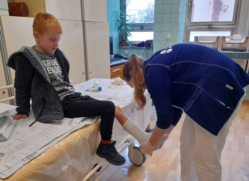 Personál chirurgické ambulance Nemocnice AGEL Jeseník ošetřoval během jarních prázdnin malé i velké sportovce