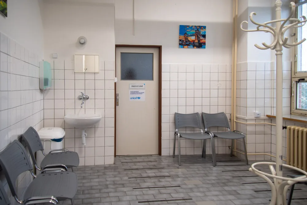 Nová ambulance praktického lékaře ve Fakultní nemocnici stále nabírá pacienty. Zatím jich má přes 140, z toho třetinu cizinců