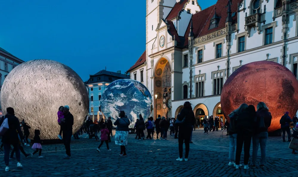 AFO přinese do Olomouce i výstavy nebo hudbu. Některé kapely budou v ČR poprvé
