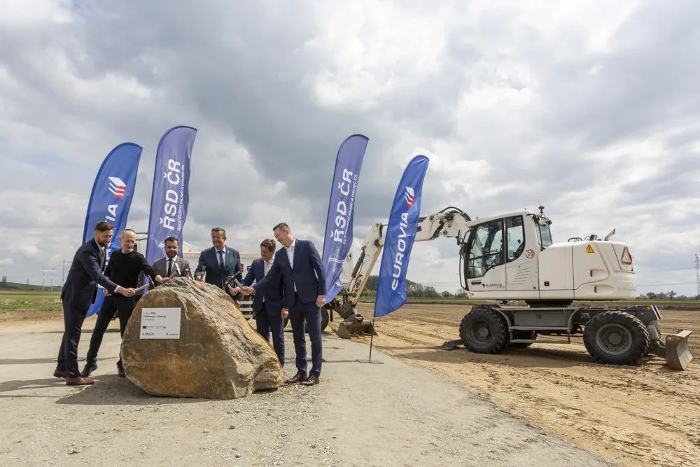 Začíná stavba dálničního tahu z Olomouce do Přerova. Část D55 má být hotová za dva a půl roku