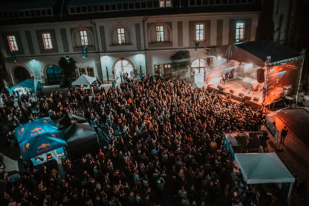 V Olomouci dnes začíná tradiční studentský svátek majáles. Králem bude herec a režisér Miroslav Krobot