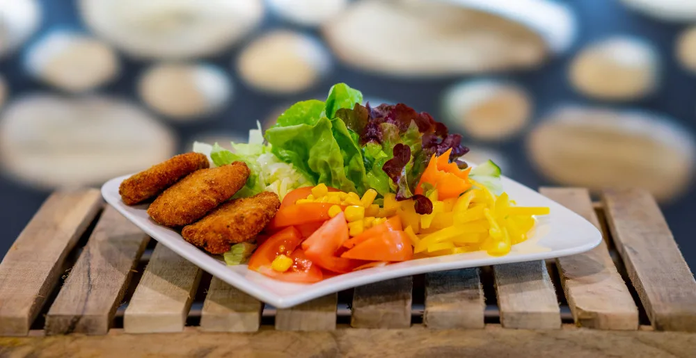 Kvalitní poctivá kuchyně, prostory pro jakoukoliv akci a kompletní servis. To je prostějovská restaurace U Tří bříz