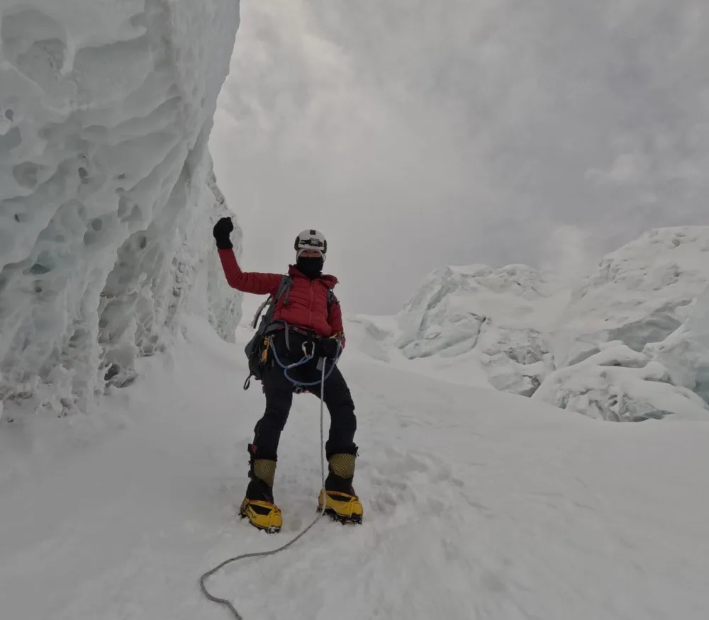 Lékařka Eva Perglerová úspěšně zdolala nejvyšší horu světa Mount Everest jako teprve třetí Češka