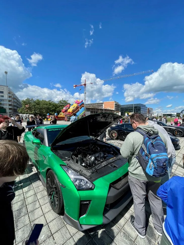 Super Ride Car Fest přiveze před Šantovku luxusní kousky. Projeďte se ve sporťáku