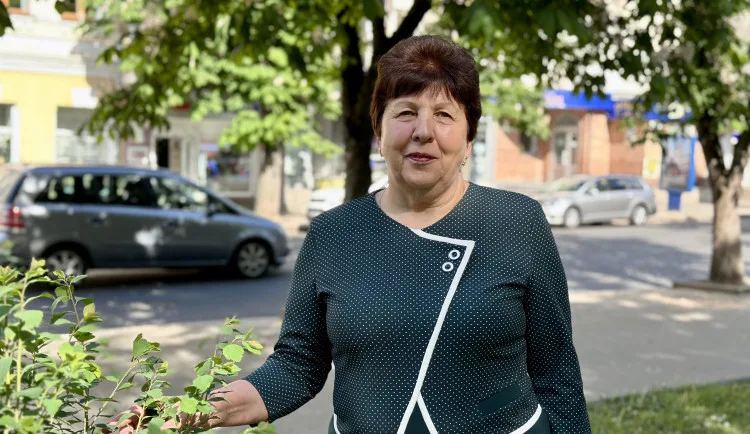size3-16873769659982-2-sveho-vnuka-uci-jazyk-svych-predku-zivot-tu-neni-normalni-vypravi-ukrajinka