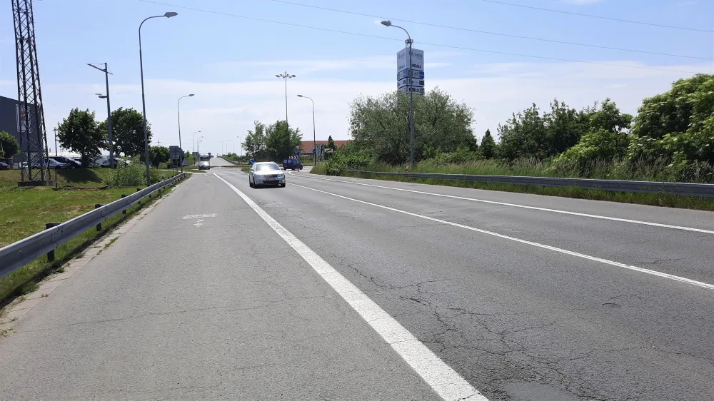 Začínají opravy silnice z Olomouce do nákupního centra Olympia. Potrvají až do konce září