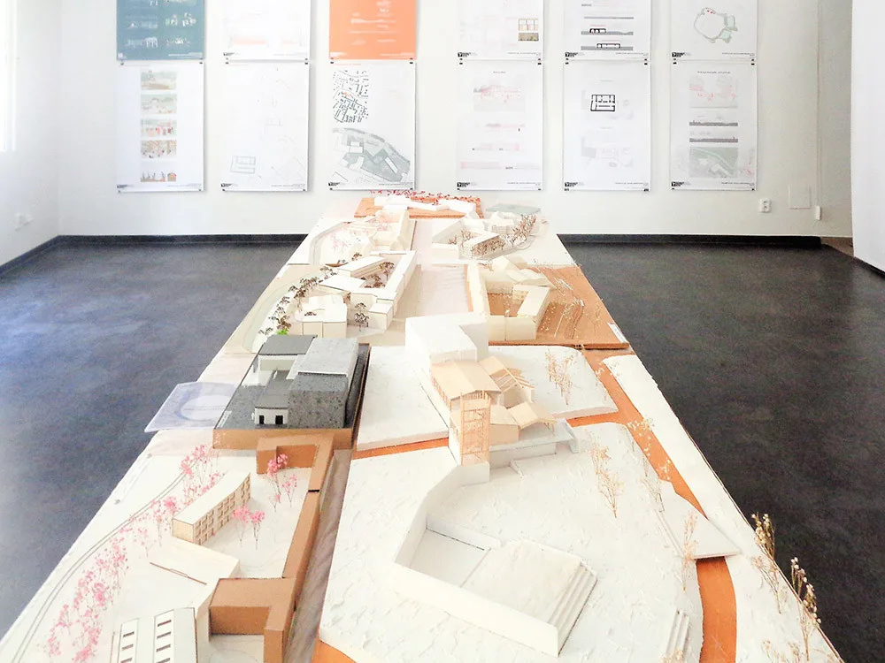 Studenti architektury z VUT Brno a ČVUT Praha představili své návrhy na proměnu areálu VéDePky v Litovli na výstavě