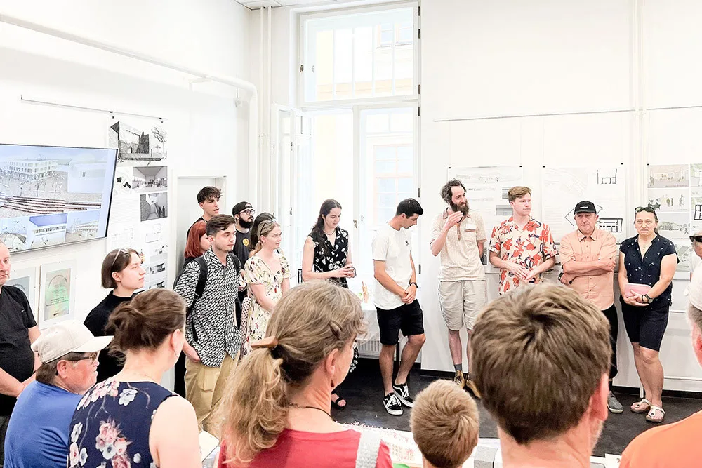 Místo menších bytů kultura či náplavka. Budoucí architekti ukázali možnosti chátrajícího areálu v Litovli