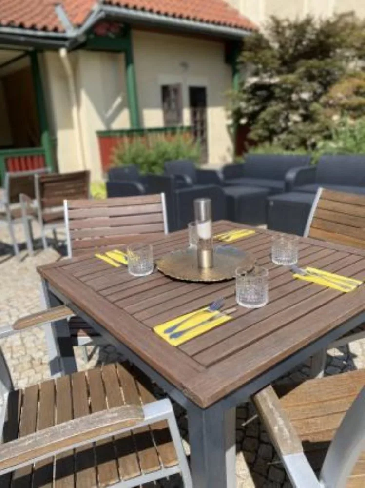 Po třech měsících od krachu Národního domu v Prostějově se opět otevírá zahrádka