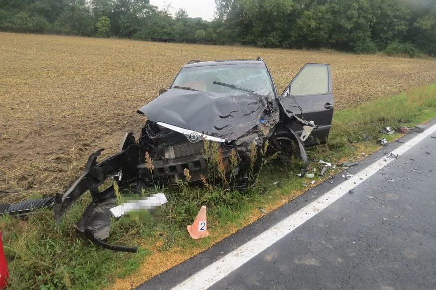 Čtyři zranění u Štěpánova. Mladá řidička nezvládla fabii a srazila se s protijedoucím vozem
