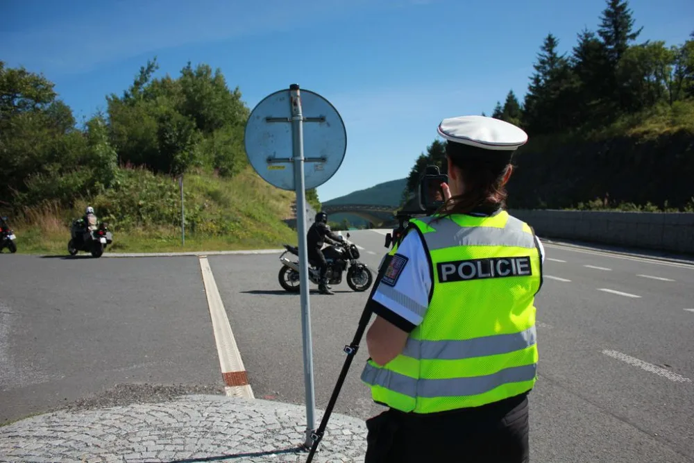 V Jeseníkách byla policejní preventivní akce. Jeden z řidičů vyrazil pod vlivem marihuany