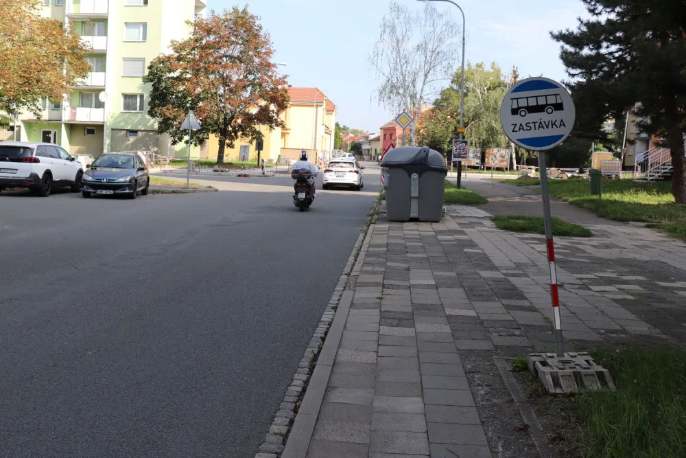 Křižovatka ulic Na Odpoledni - Na Svépomoc 2