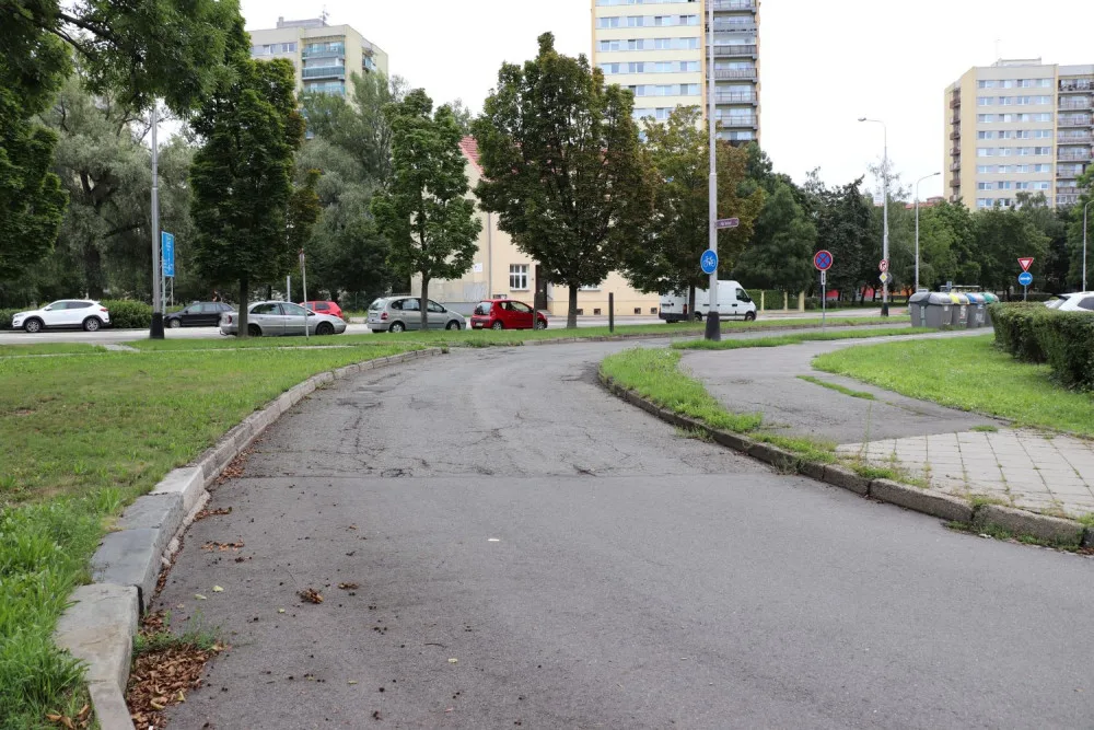 Ulice Na Hrázi