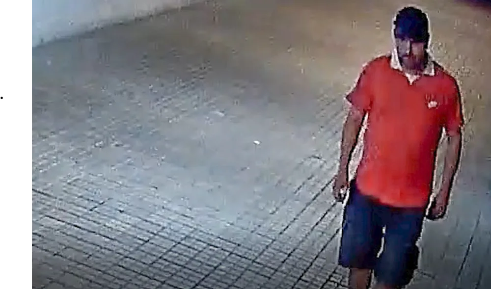 VIDEO: Policie v souvislosti s vyšetřováním trestné činnosti pátrá po totožnosti neznámého muže