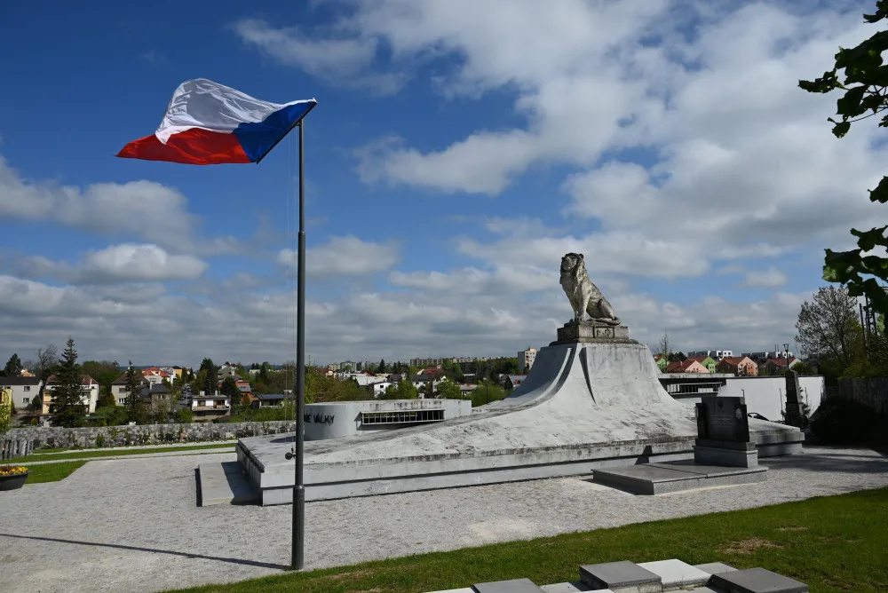 Hranické mauzoleum, kde jsou ostatky vojáků z první světové války, prokouklo. Opravy přišly na 400 tisíc korun
