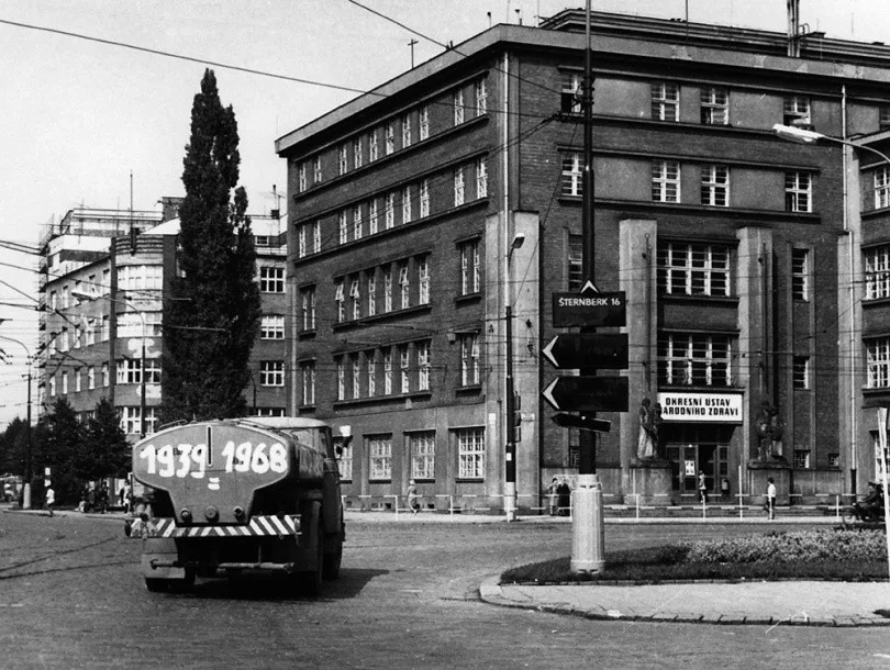 Pětapadesáté výročí okupace v srpnu 1968 si dnes Olomouc připomene v Červeném kostele