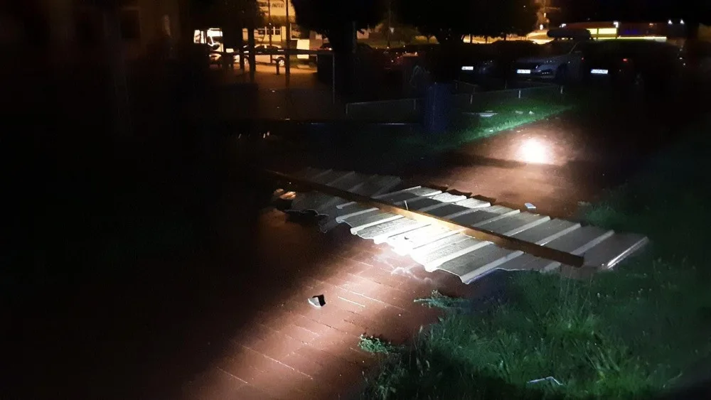 Bouřková smršť zasáhla Olomoucký kraj. Hasiči v noci řešili přes sto padesát událostí