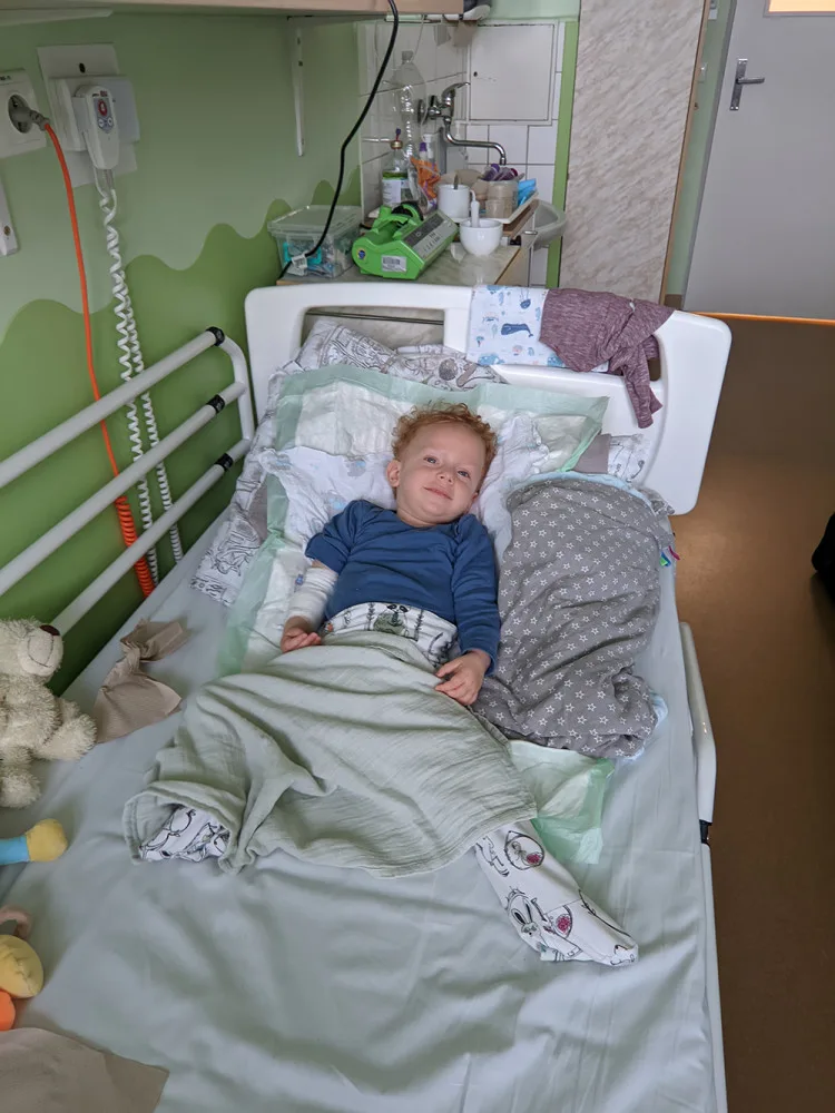 Dvouletý Martínek trpí vážnou formu vzácného AADC syndromu, šancí je genová terapie