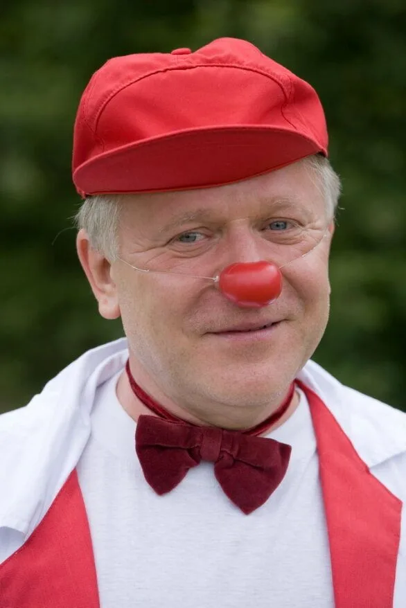 Vytvořit humor z ničeho a rozesmát i dítě, kterému do smíchu není. František Nedbal mluví o klaunování jako o práci snů