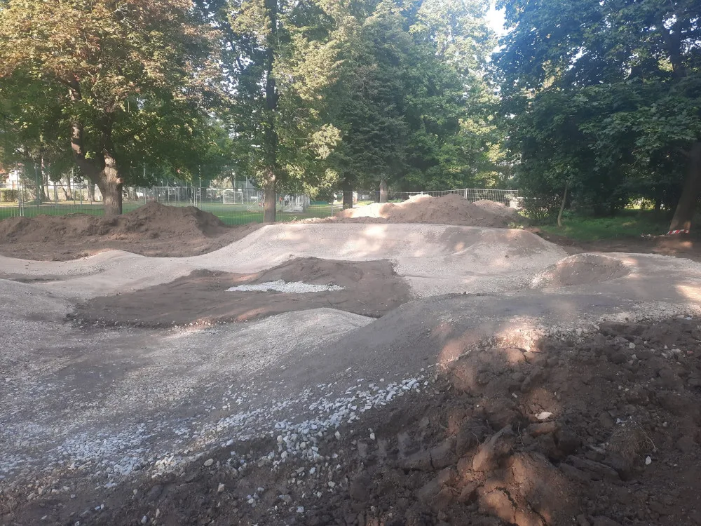 Čelechovice na Hané staví univerzální pumtruckovou dráhu pro mládež. Po Litovli bude druhá v kraji