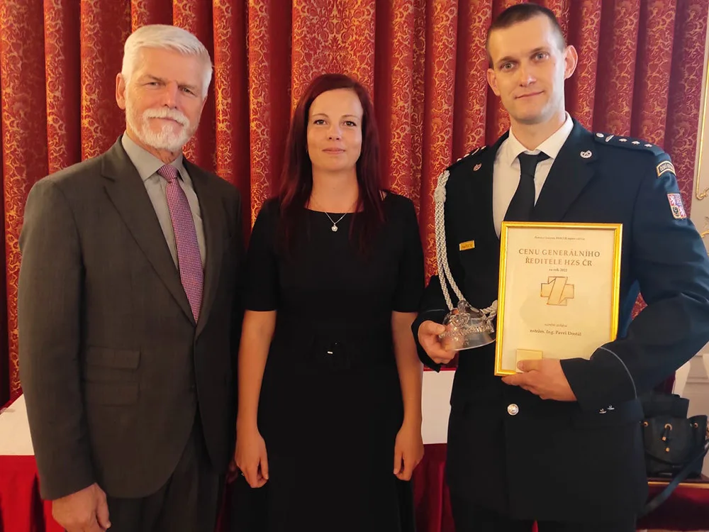 Vždy připraven k zásahu. Hasič ze Zábřehu dostal cenu na Pražském hradě, v létě pomáhal u nehod na dráze