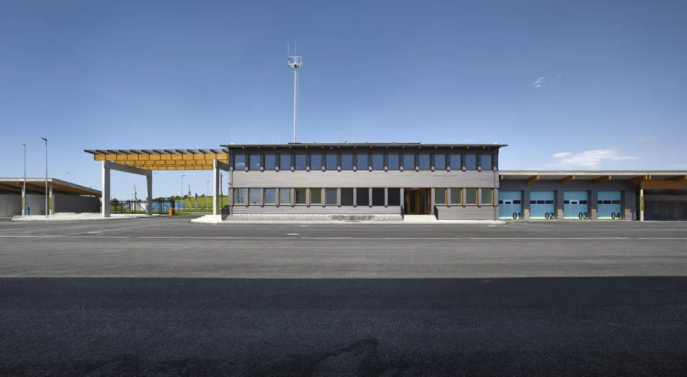 Středisko správy a údržby dálnic v Přerově, Pelčák a partner architekti