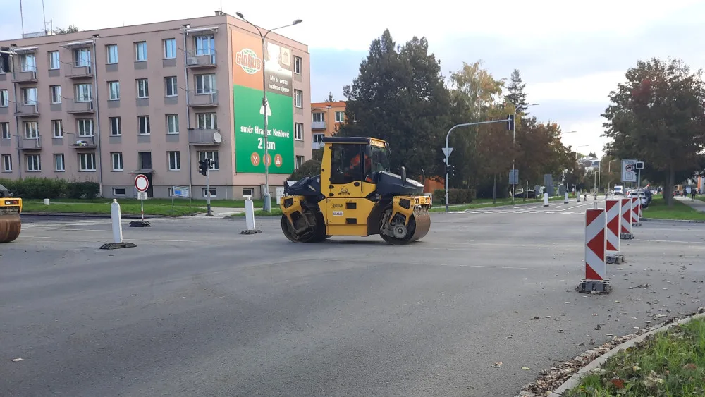 Opravy průtahu Olomoucí přinesou další komplikace. Křižovatka na třídě Svornosti bude do konce týden úplně uzavřená