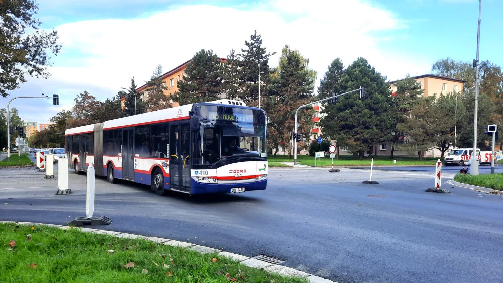 Opravy průtahu Olomoucí přinesou další komplikace. Křižovatka na třídě Svornosti bude do konce týden úplně uzavřená
