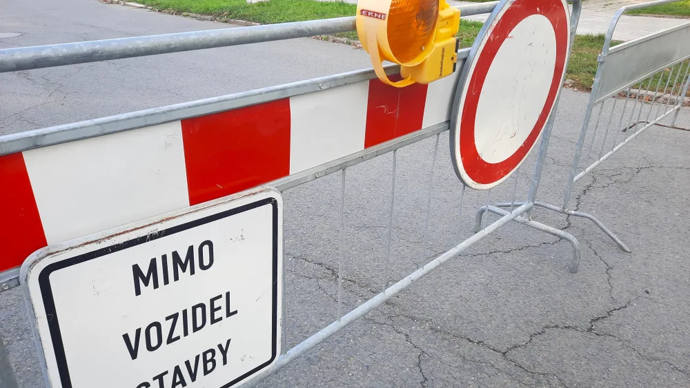 Opravy průtahu Olomoucí přinesou další komplikace. Křižovatka na třídě Svornosti bude do konce týden úplně uzavřená