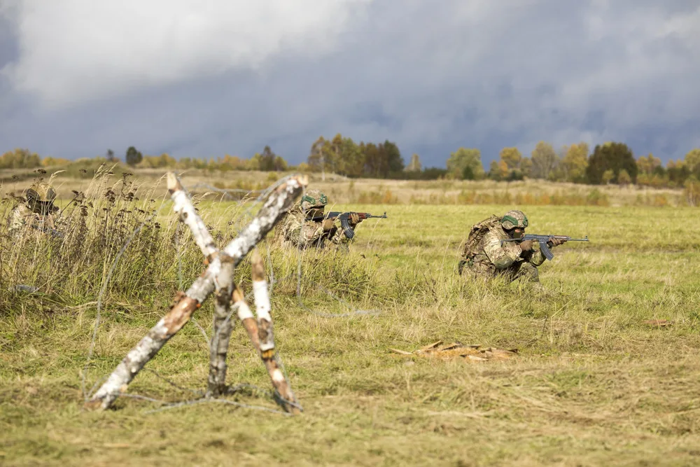 Střelby z RPG i dobývání zákopů. Ukrajinští vojáci cvičí na Libavé a dostali hodnotnou pomoc