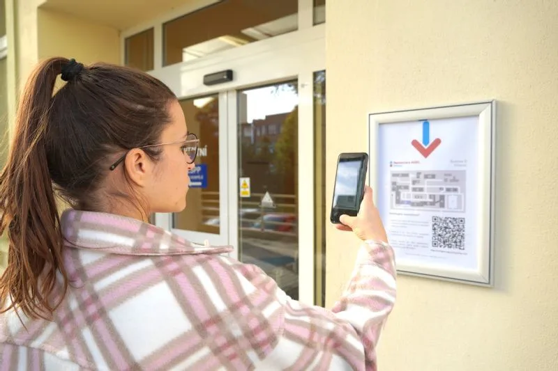 Speciální navigace pomáhá lidem v přerovské nemocnici. Systém se chystá i pro Šternberk a Prostějov