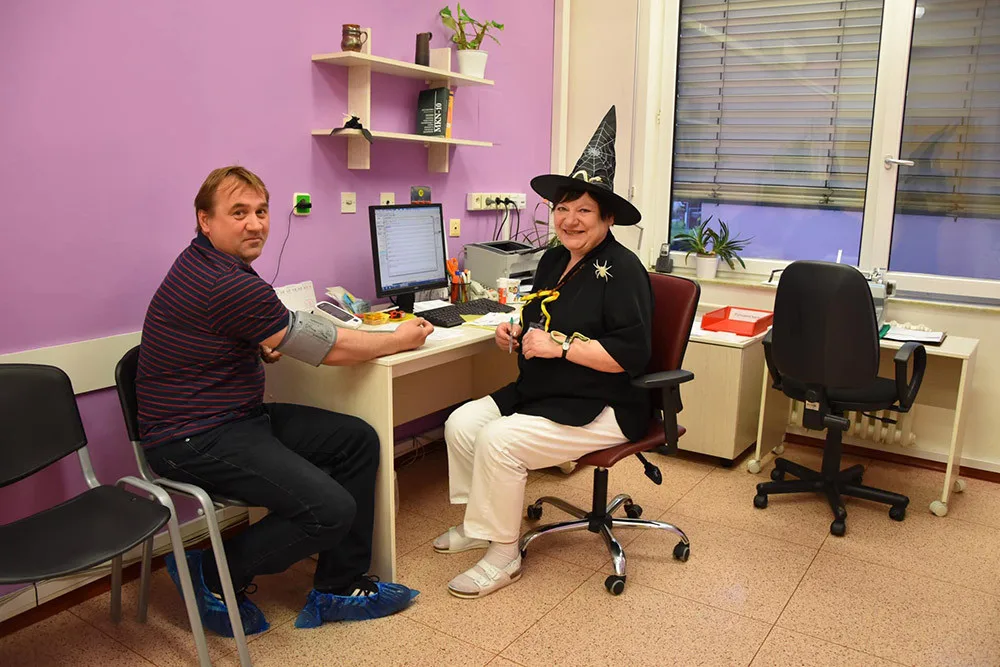 Zemřela oblíbená lékařka z olomoucké transfuzky. Ivana Sulovská pomáhala dárcům krve i mladým kolegům