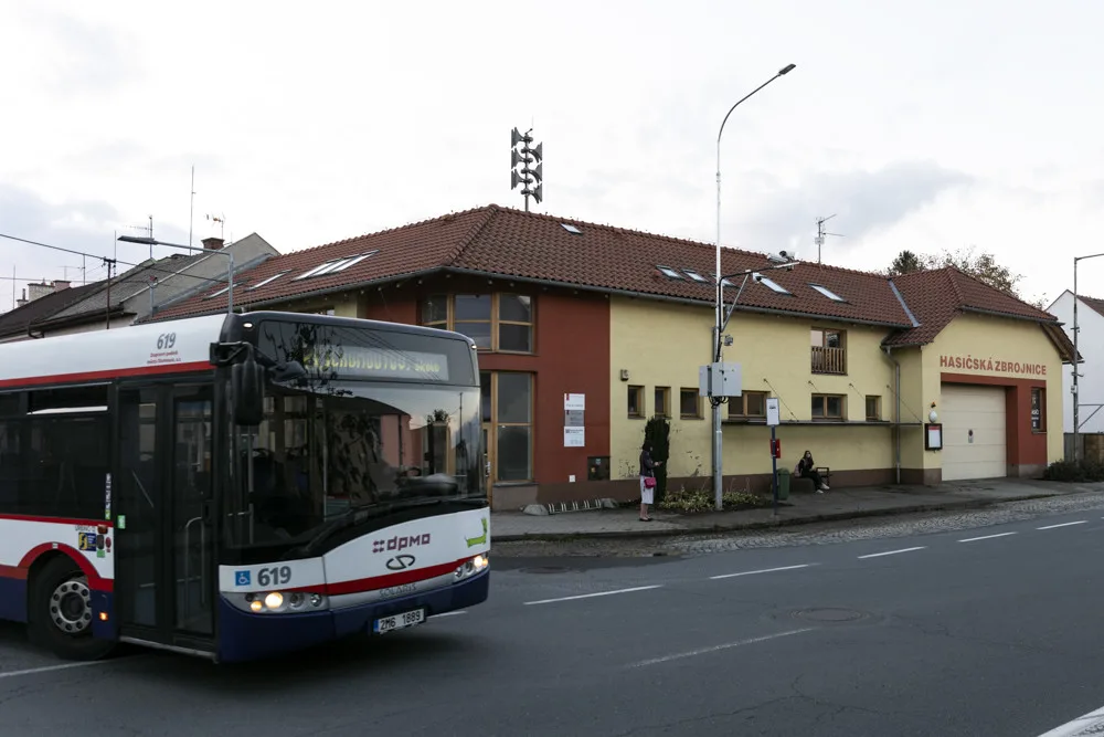 V Chomoutově a Chválkovicích by si řidiči měli dát pozor. Od Nového roku začnou radary měřit naostro