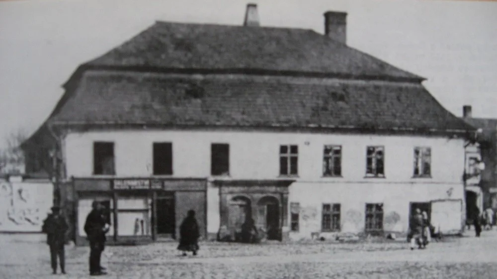 Karel Novotný byl mlynář, kavárník a národní činitel. Na jeho valše vznikal český Prostějov