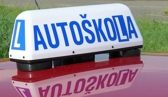 size3-size3-size4-16061369521734-152-autoskola