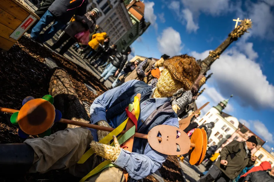 TIP NA VÍKEND: Olomouc v sobotu ožije masopustem. Město zaplaví rej masek, folklor a jarmark plný specialit