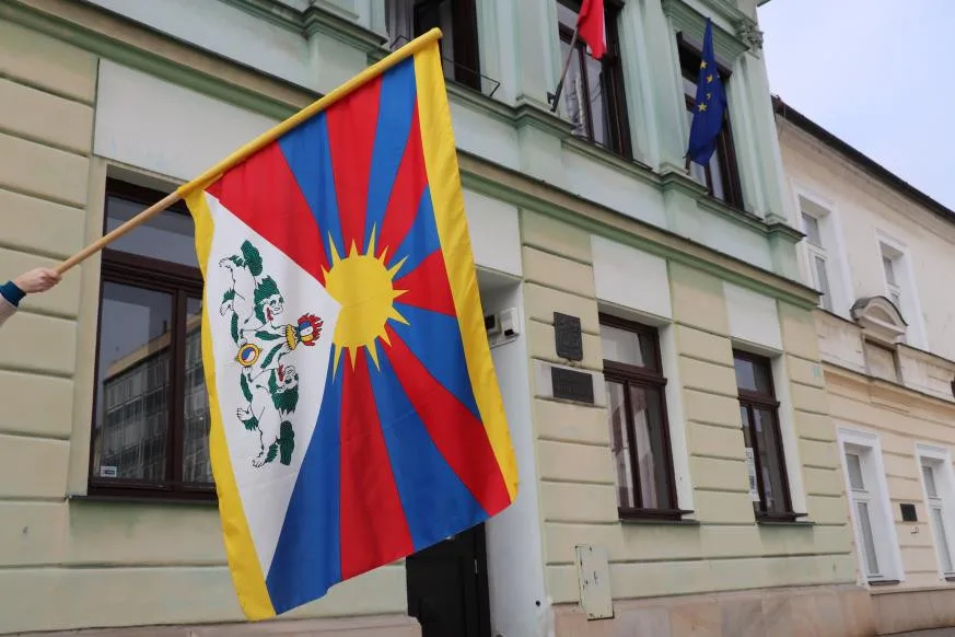 Připomínka útisku Tibeťanů. Kde všude bude vlát tibetská vajka?