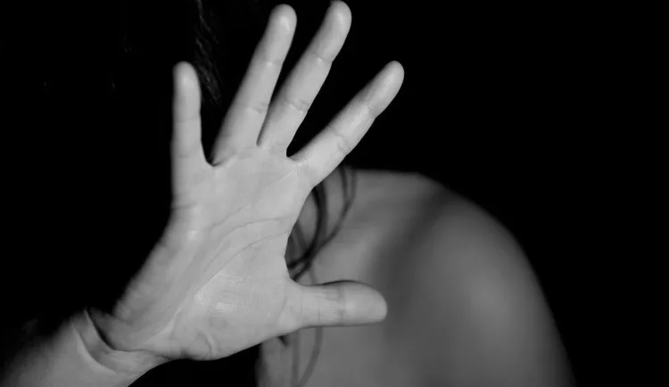 size3-hand-1832921_1280