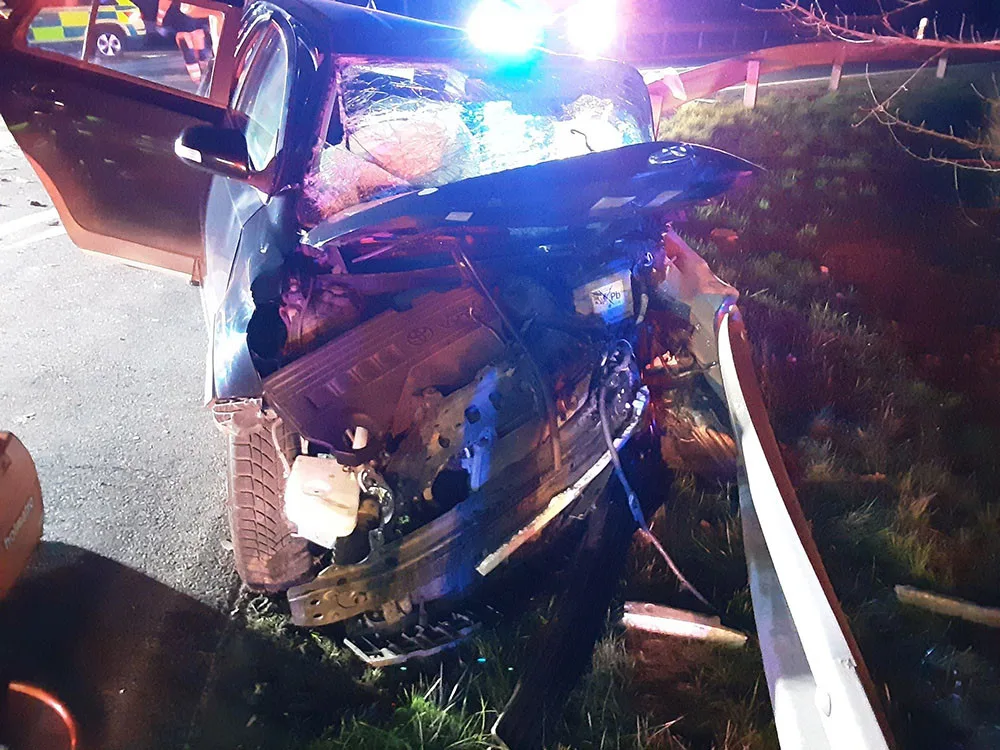 Vážná nehoda na obchvatu Mohelnice: zranili se čtyři lidé, jednu osobu hasiči vyprošťovali