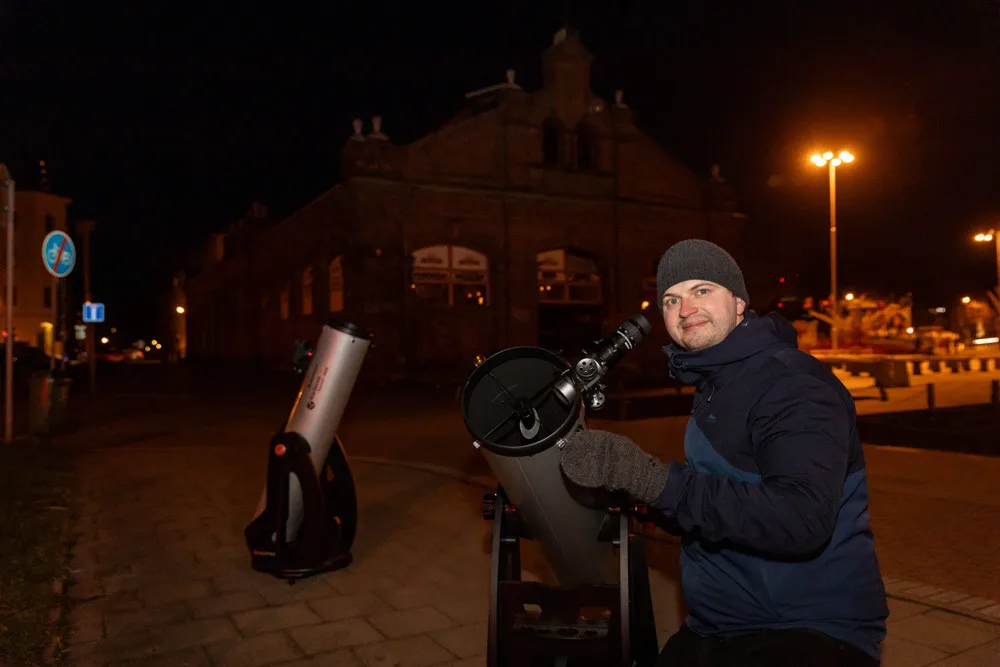 S hvězdářským dalekohledem v ulicích Olomouce. Vyměnil jsem kancl za vesmír, říká Michal Štipl