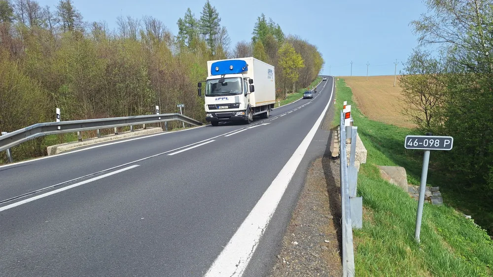 Oprava propustků za Šternberkem zkomplikuje dopravu na hlavní trase na Opavu. Potrvá do konce června