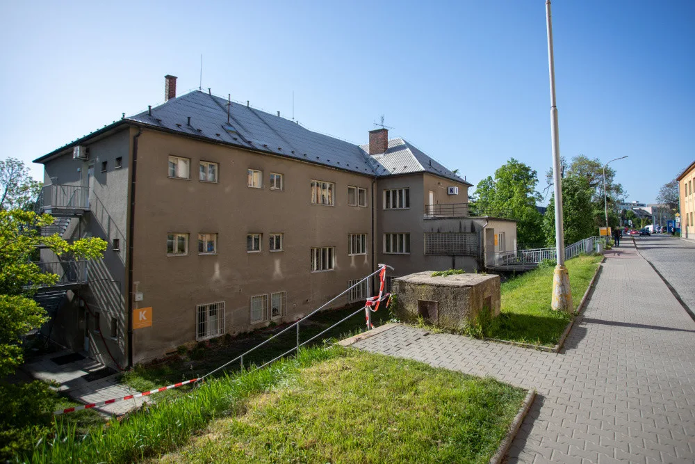 FOTOGALERIE: Uniformy zaplavily olomouckou transfuzku. Záchranáři všech složek společně darovali krev