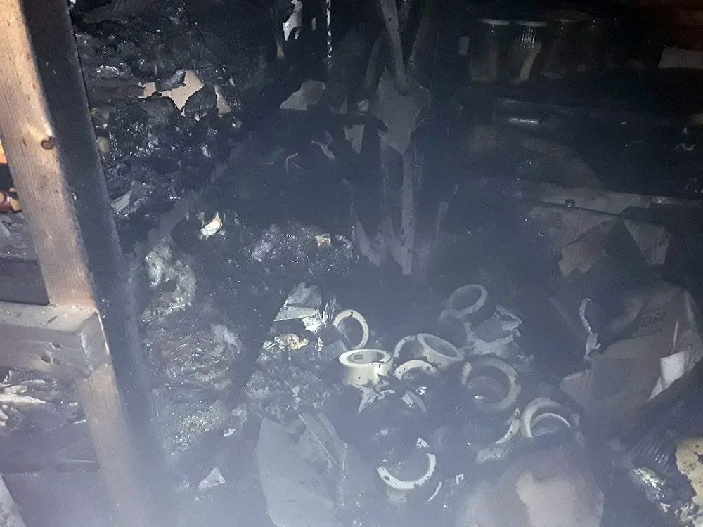 Ve sklepních prostorách rodinného domu v obci Jezernice došlo k výbuchu